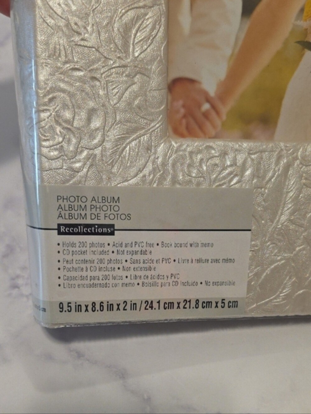 Recollection Elegant Cream Embossed Photo Album - Picture 2 of 6